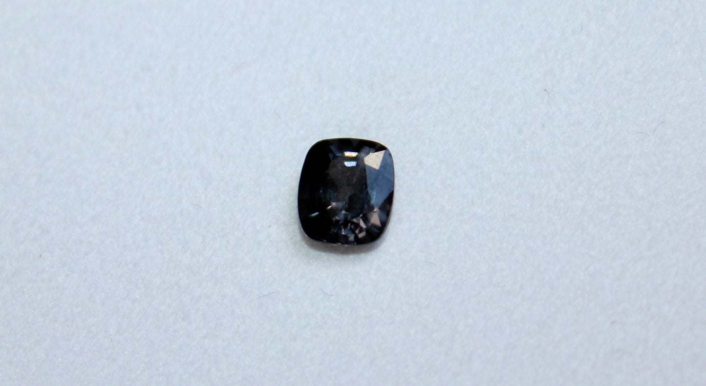 Natürlicher Spinell 1,55ct