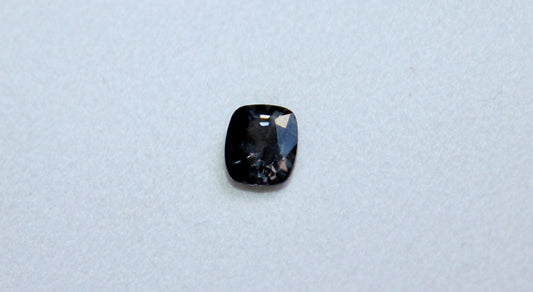 Natürlicher Spinell 1,55ct